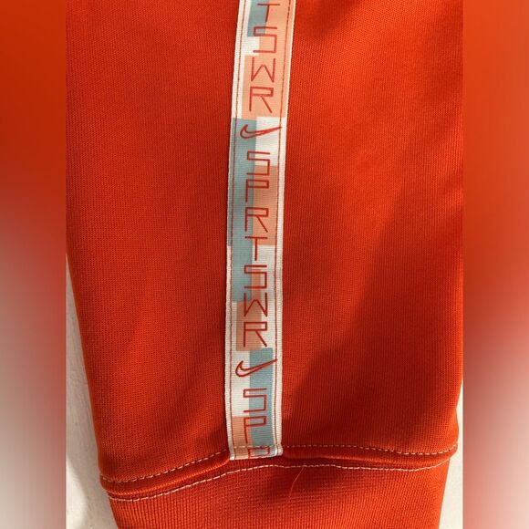 Nike Jacket Women’s XL Orange Full Zip Cropped Swoosh Spell Out Athleisure - Picture 7 of 12